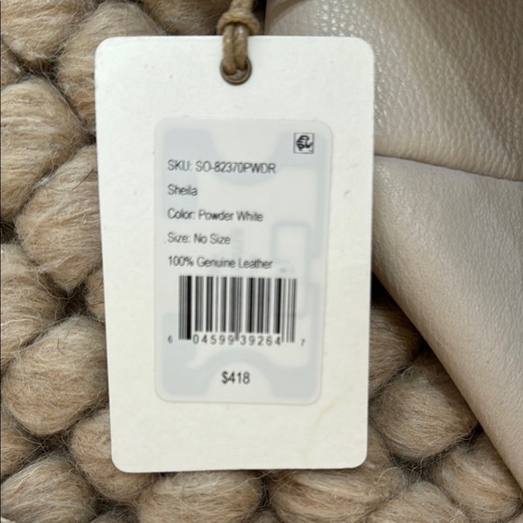 Cream Bags with Spacious Interior and Stylish Design - Picture 6 of 6